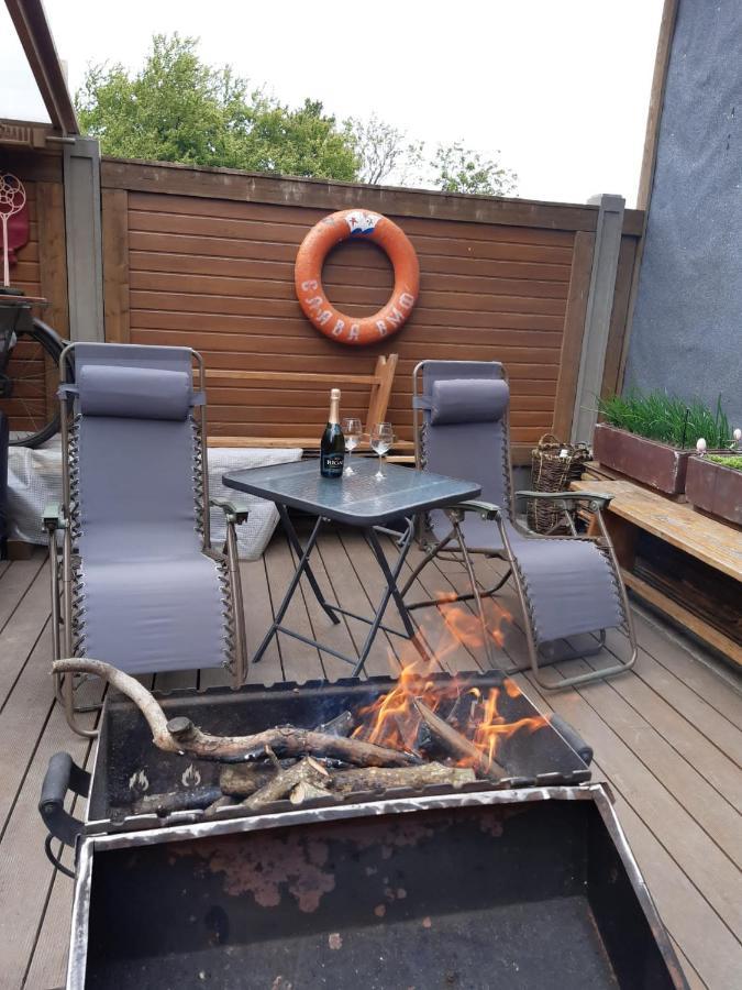 Yacht Club Apartment Liepāja Екстериор снимка