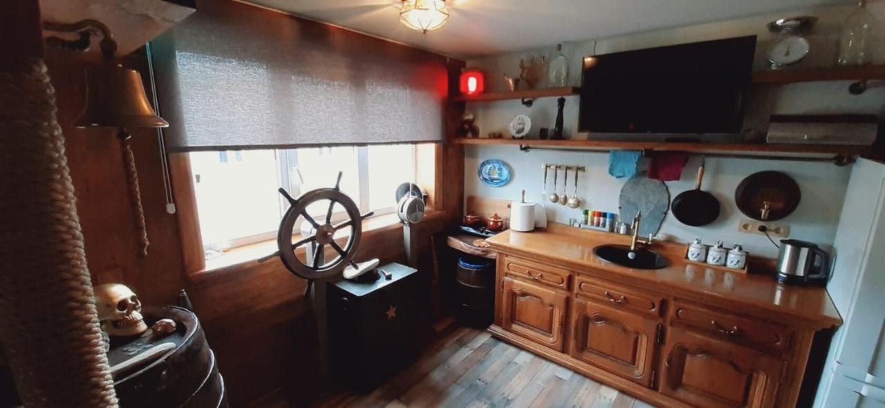 Yacht Club Apartment Liepāja Екстериор снимка